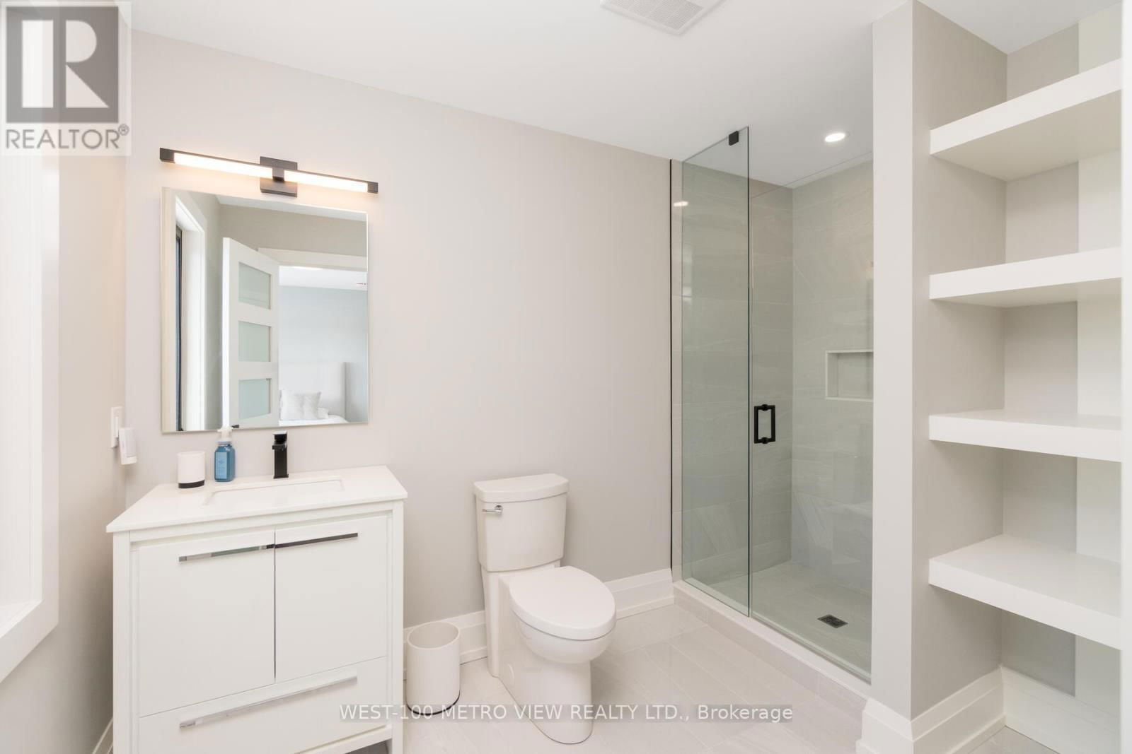3607 CAROLINIA COURT Image 20