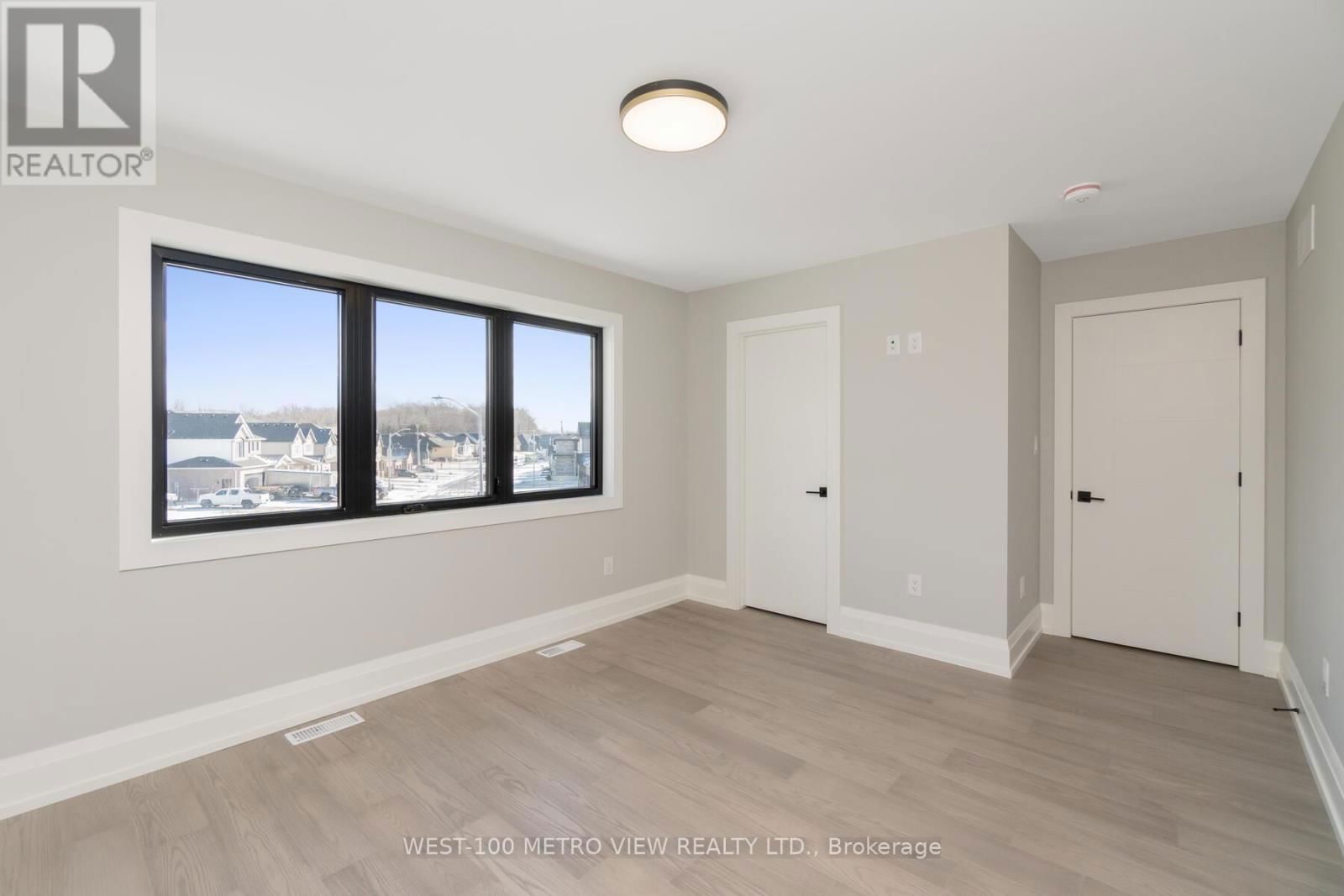 3607 CAROLINIA COURT Image 21