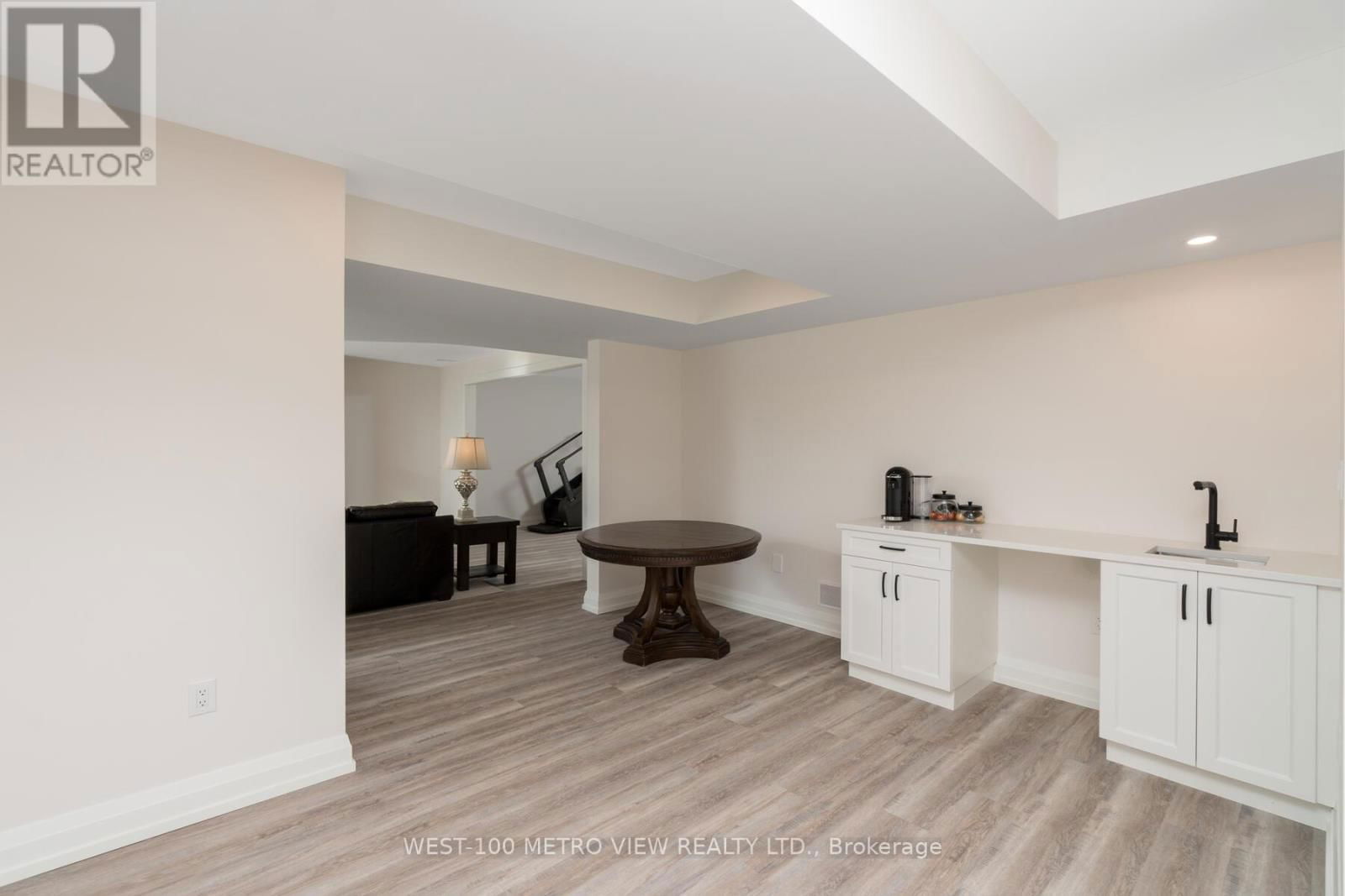 3607 CAROLINIA COURT Image 26