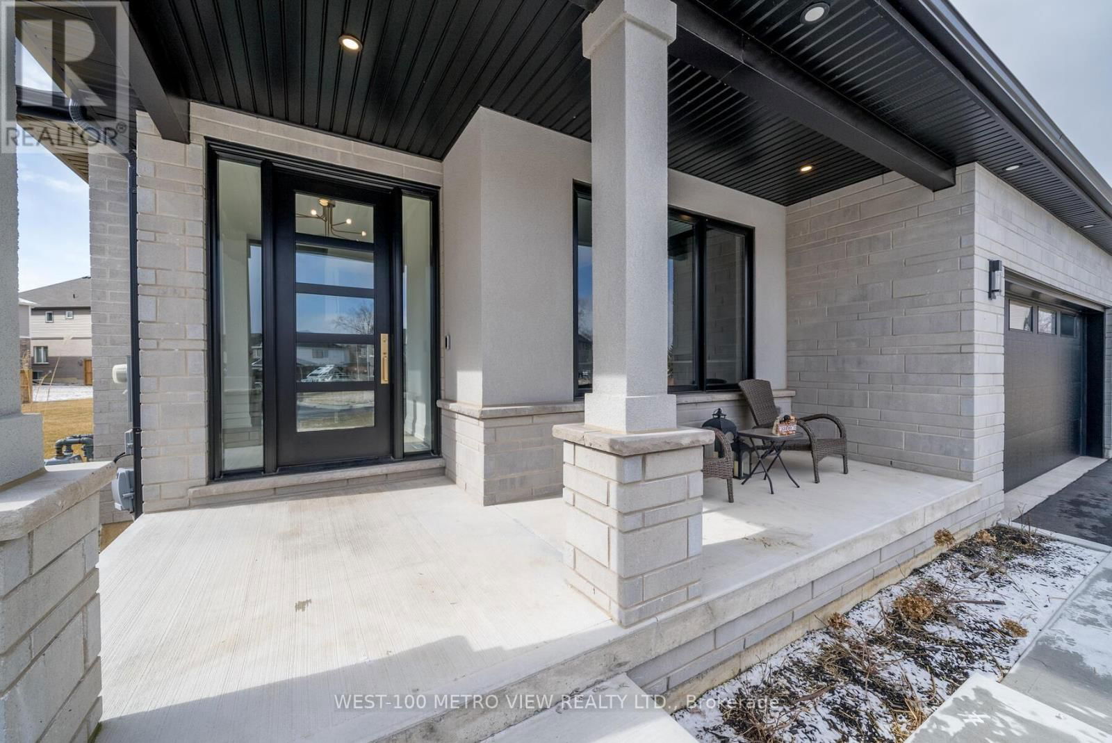 3607 CAROLINIA COURT Image 4