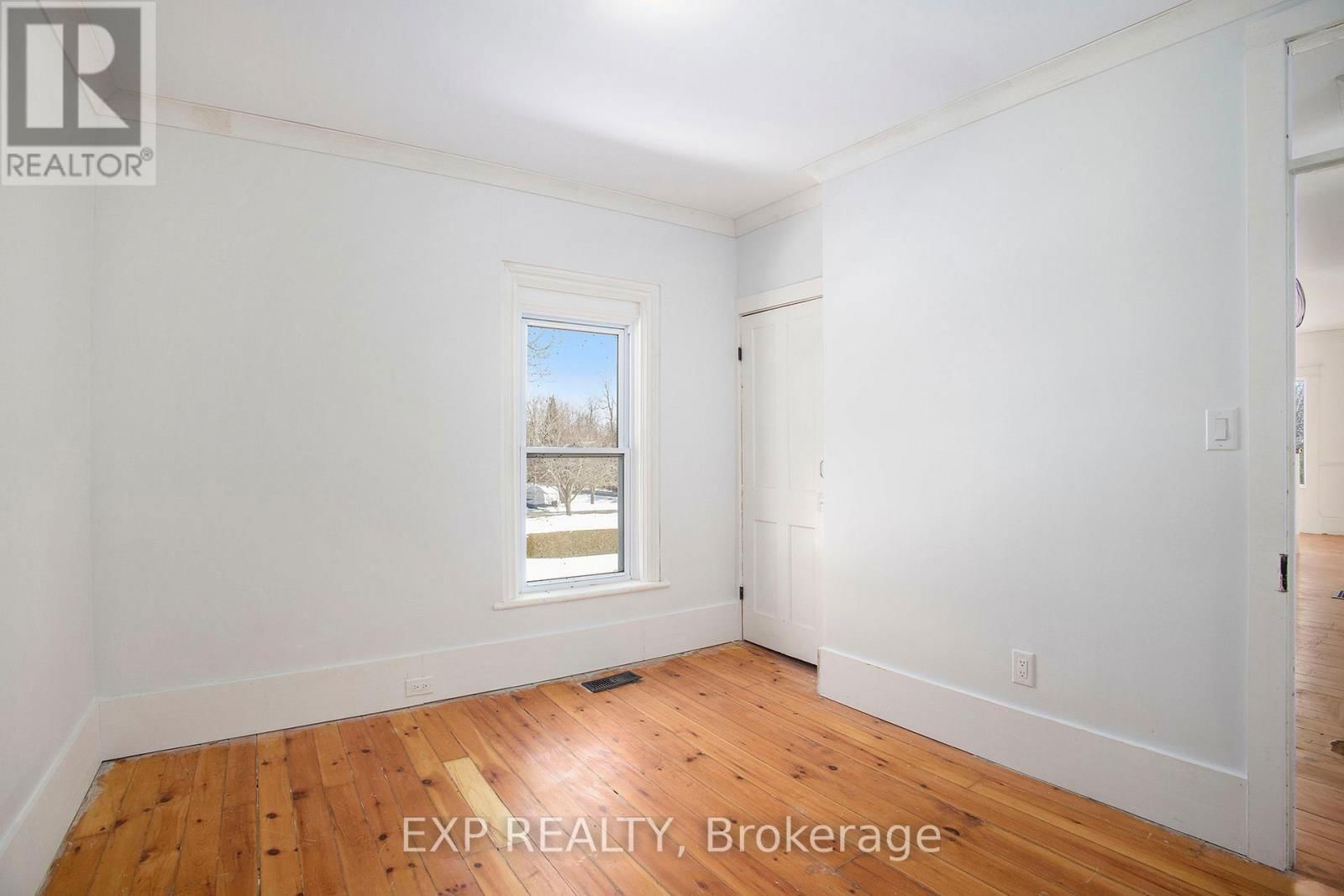52 HUNTERS ROAD Image 17