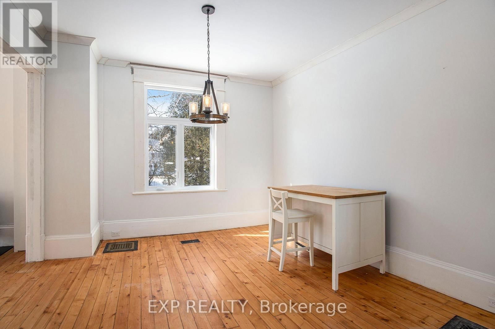 52 HUNTERS ROAD Image 9