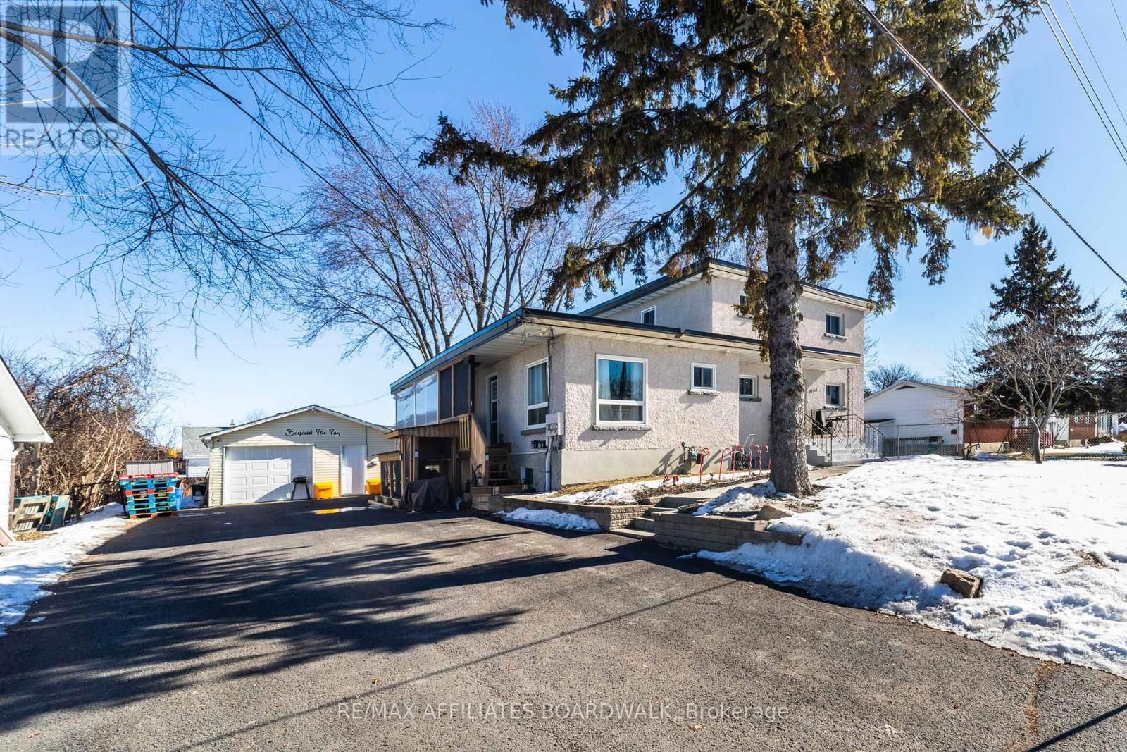 B - 1133 MAISONNEUVE STREET NORTH Image 1