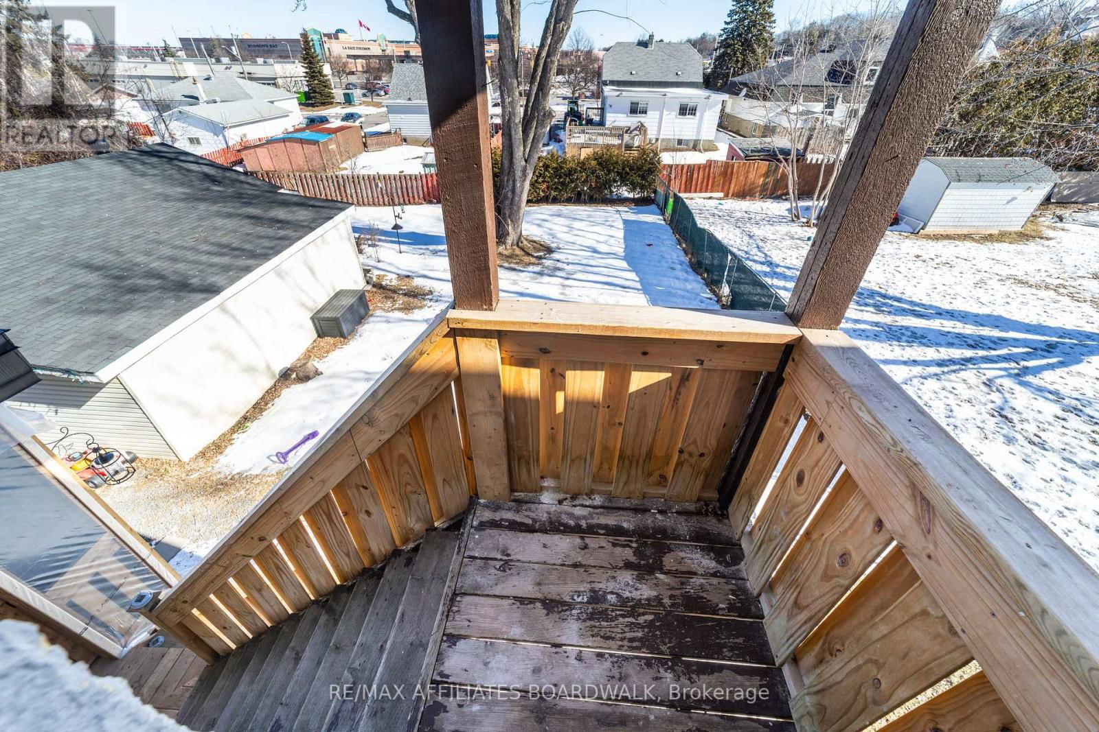 B - 1133 MAISONNEUVE STREET NORTH Image 11