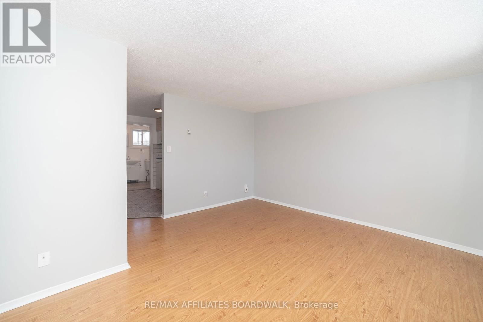 B - 1133 MAISONNEUVE STREET NORTH Image 5