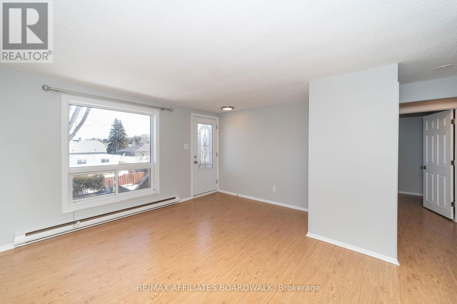 B - 1133 MAISONNEUVE STREET NORTH Image 6