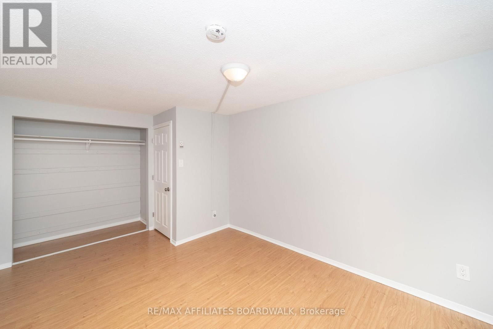 B - 1133 MAISONNEUVE STREET NORTH Image 8