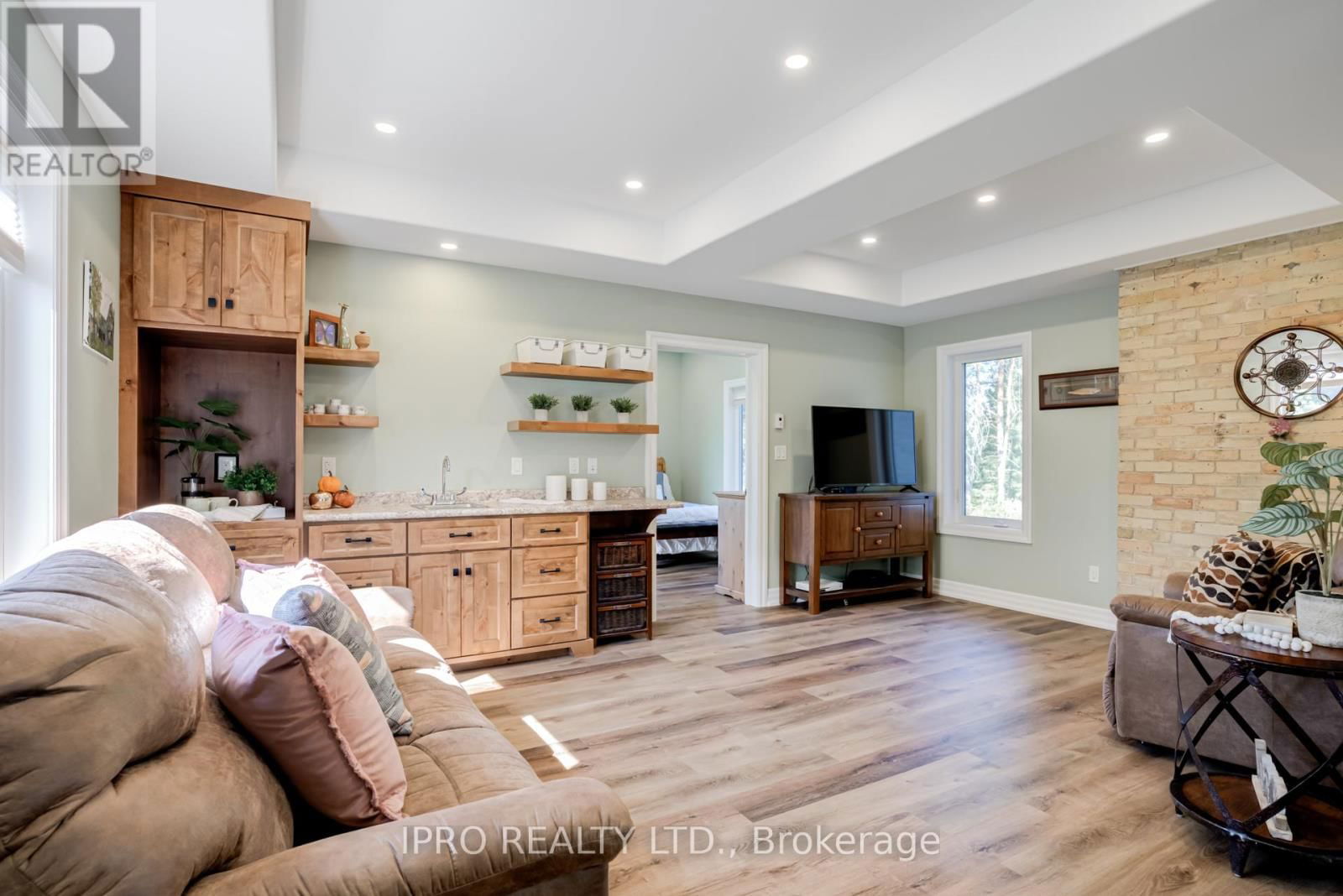 403428 GREY RD 4 ROAD Image 16