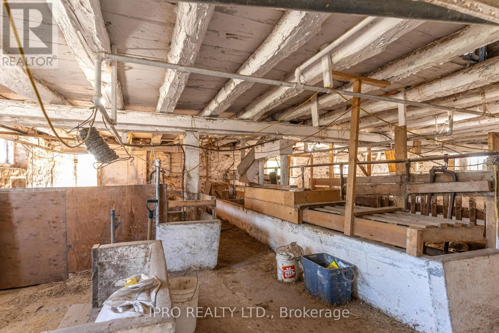 403428 GREY RD 4 ROAD Image 35