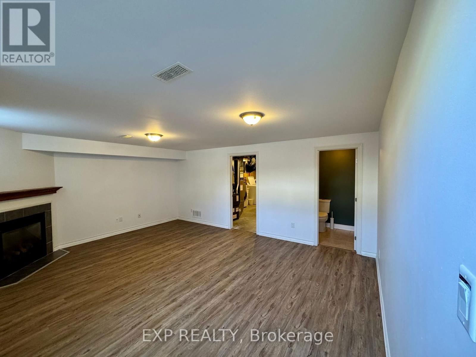 963 LINARIA WALK Image 13