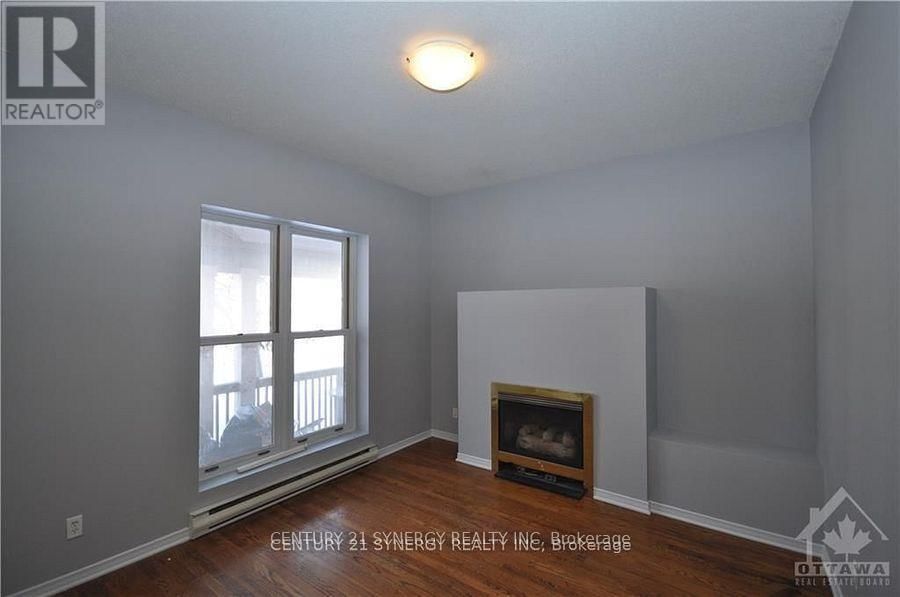 6 - 450 MACLAREN STREET Image 10