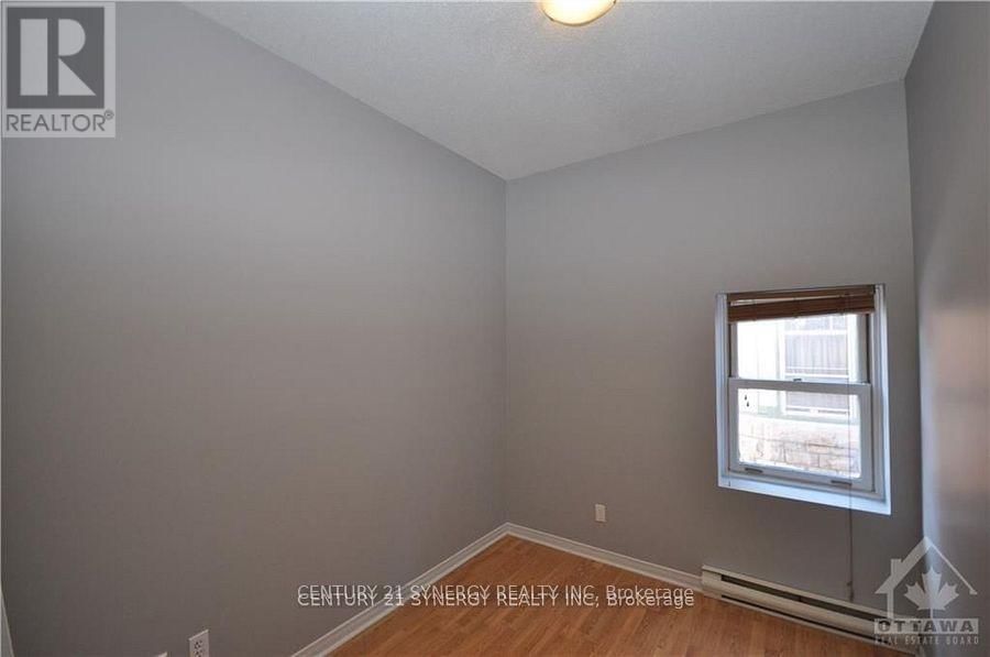 6 - 450 MACLAREN STREET Image 6