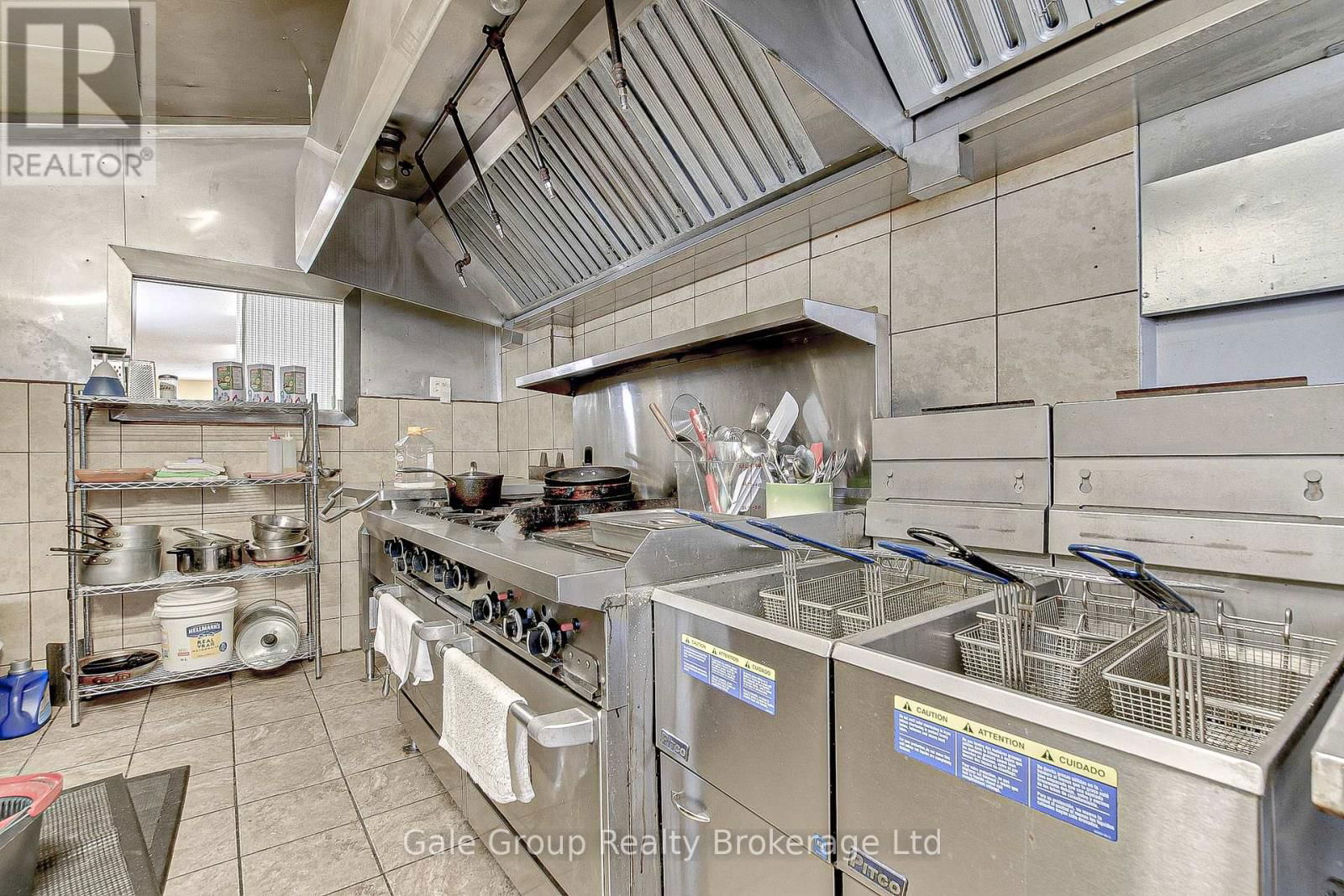 18 ELGIN STREET Image 15
