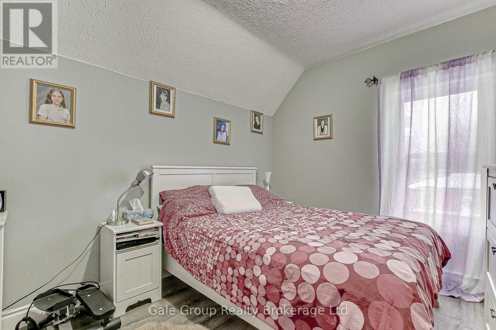 18 ELGIN STREET Image 25
