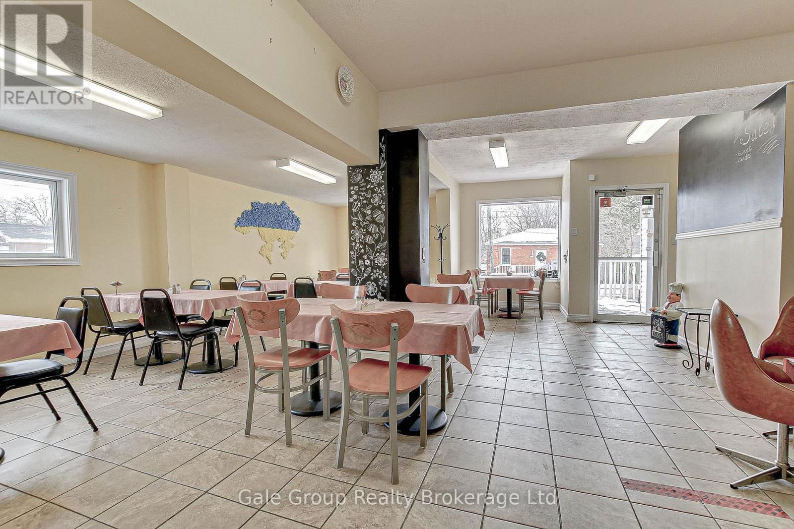 18 ELGIN STREET Image 3