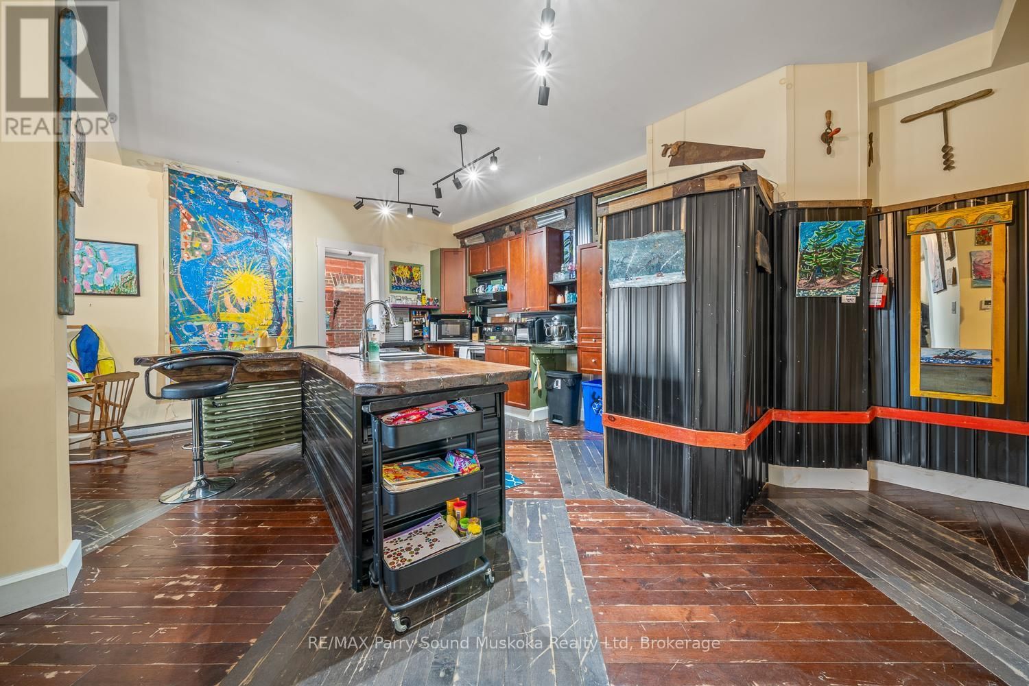 47 GIBSON STREET Image 16