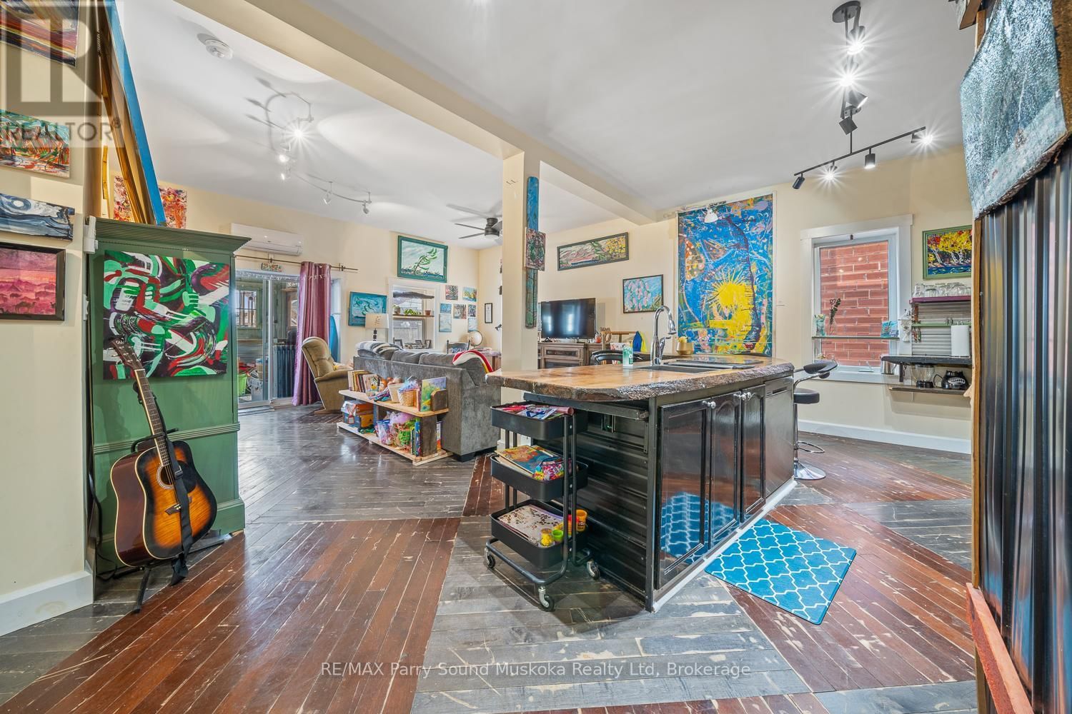 47 GIBSON STREET Image 17