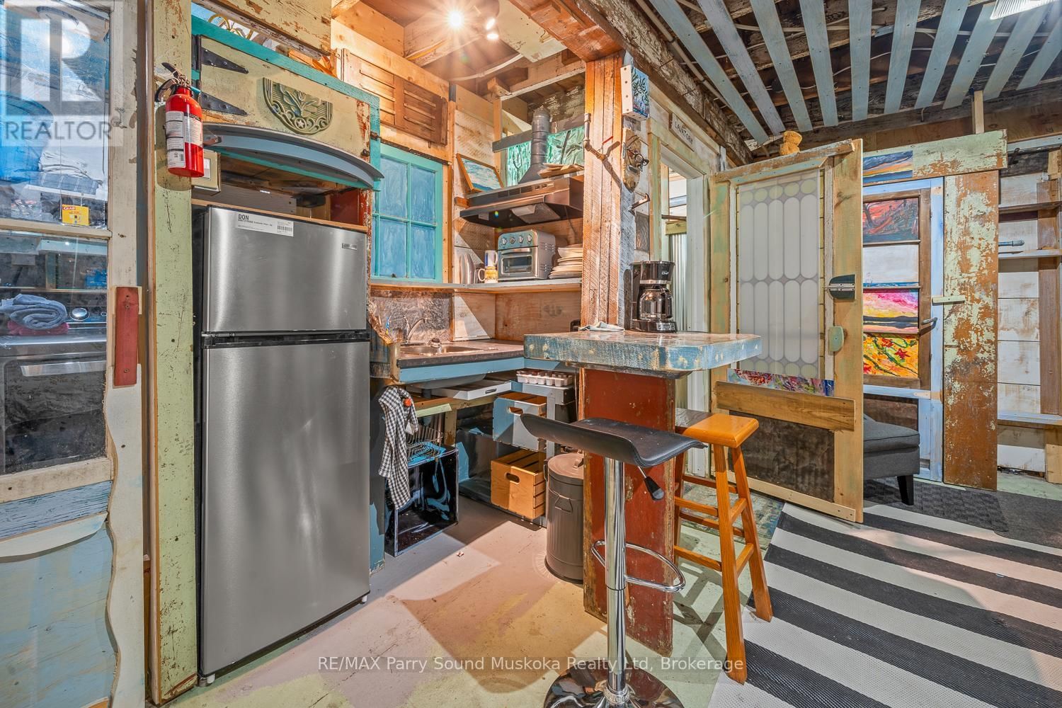 47 GIBSON STREET Image 41