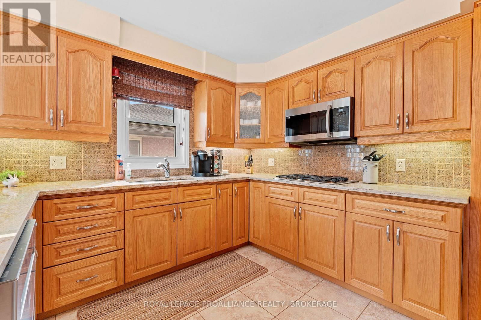 254 FRIARHILL CRESCENT Image 15