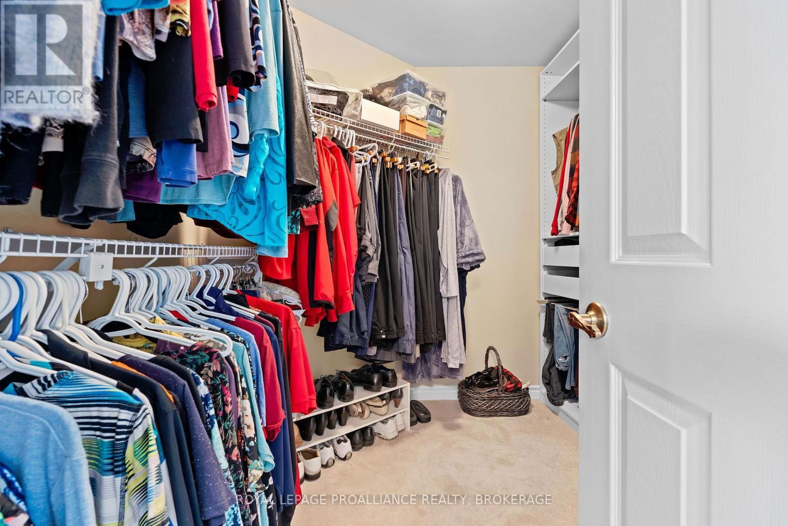254 FRIARHILL CRESCENT Image 22