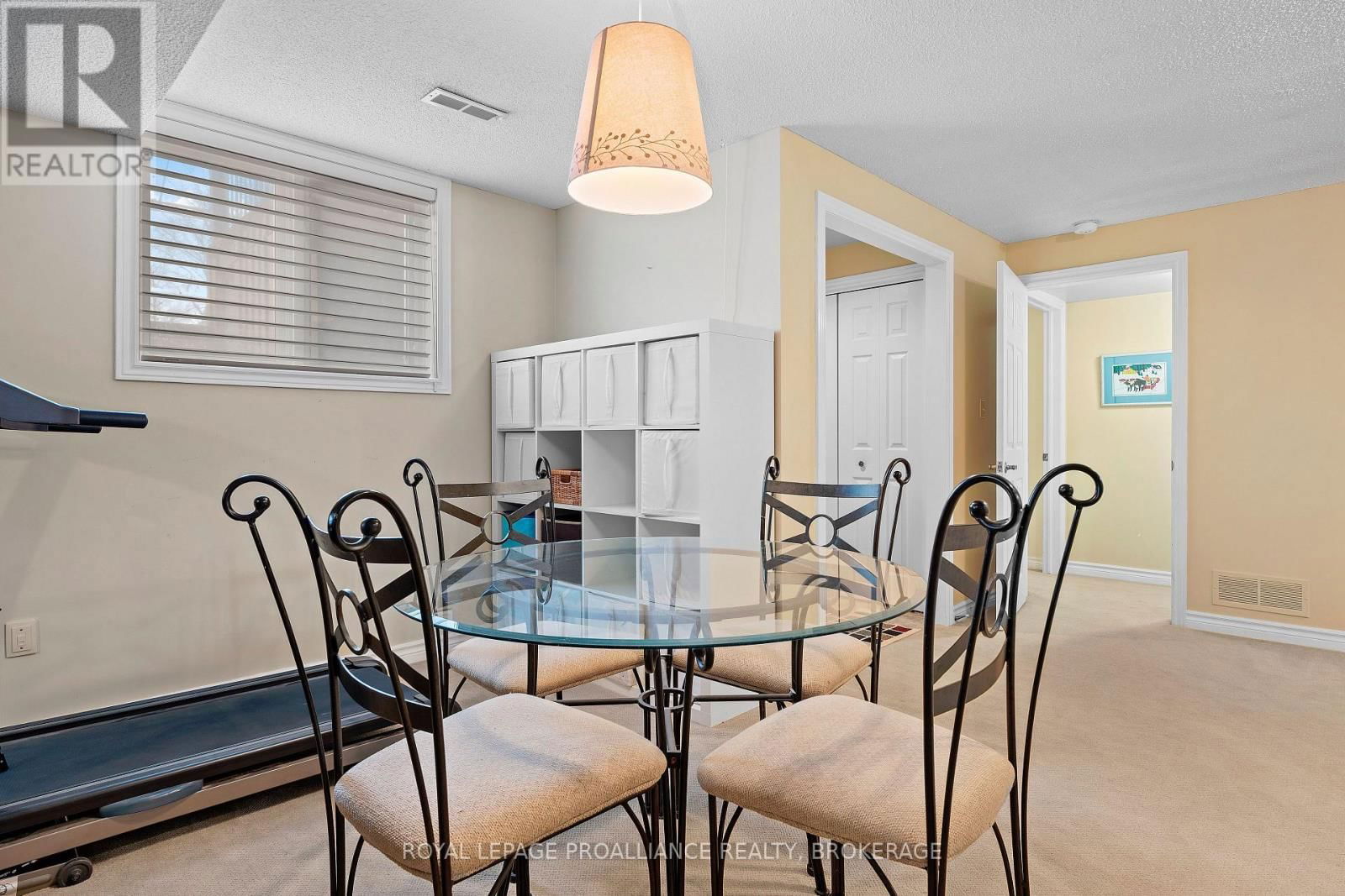 254 FRIARHILL CRESCENT Image 33