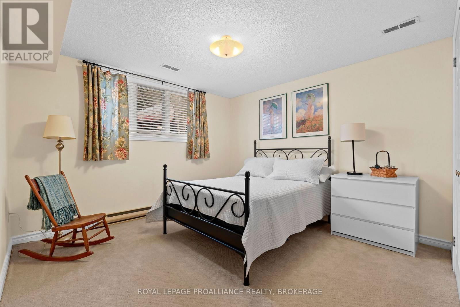 254 FRIARHILL CRESCENT Image 34
