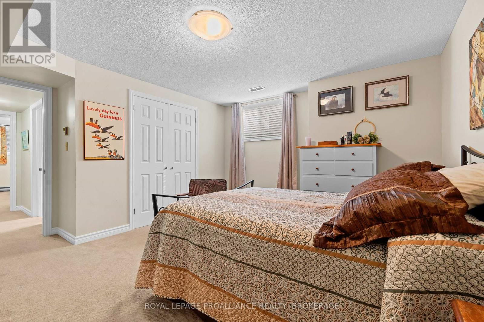 254 FRIARHILL CRESCENT Image 37
