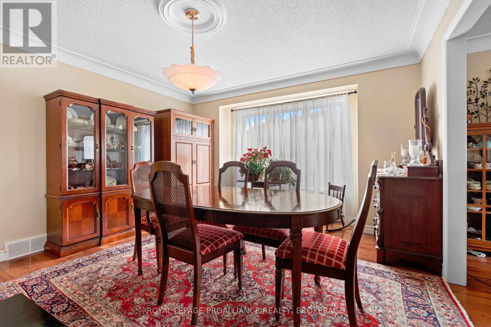 254 FRIARHILL CRESCENT Image 8