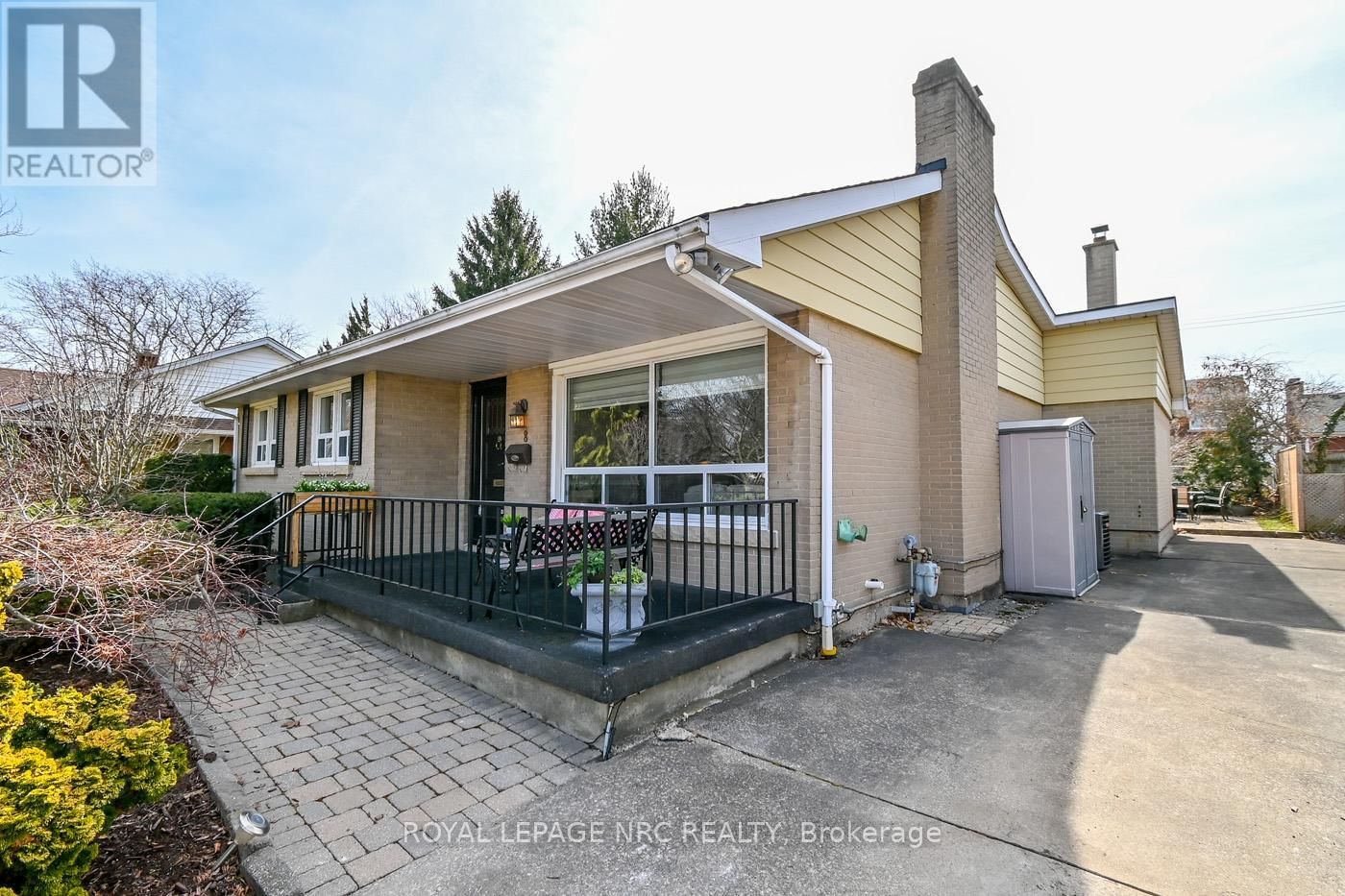 8 MACBETH BOULEVARD Image 2