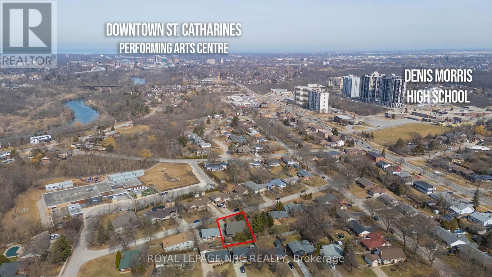 8 MACBETH BOULEVARD Image 45
