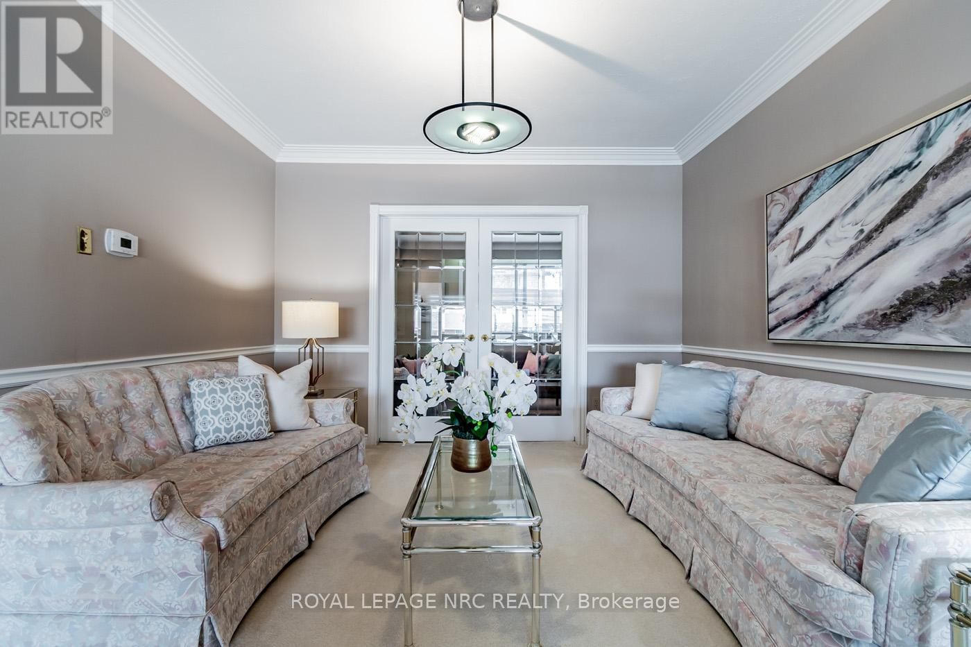 8 MACBETH BOULEVARD Image 9