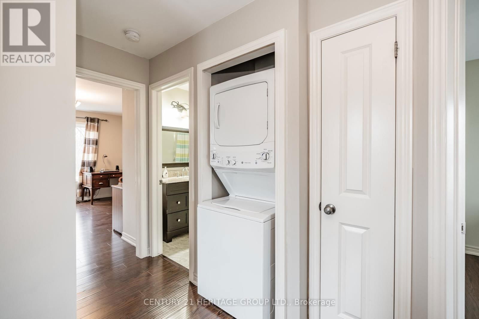 121 ALBERT STREET SOUTH Image 22