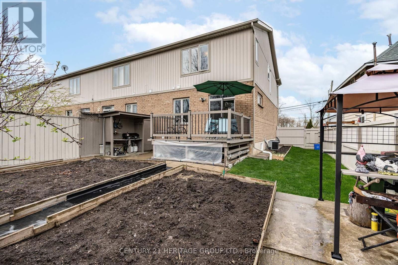 121 ALBERT STREET SOUTH Image 42