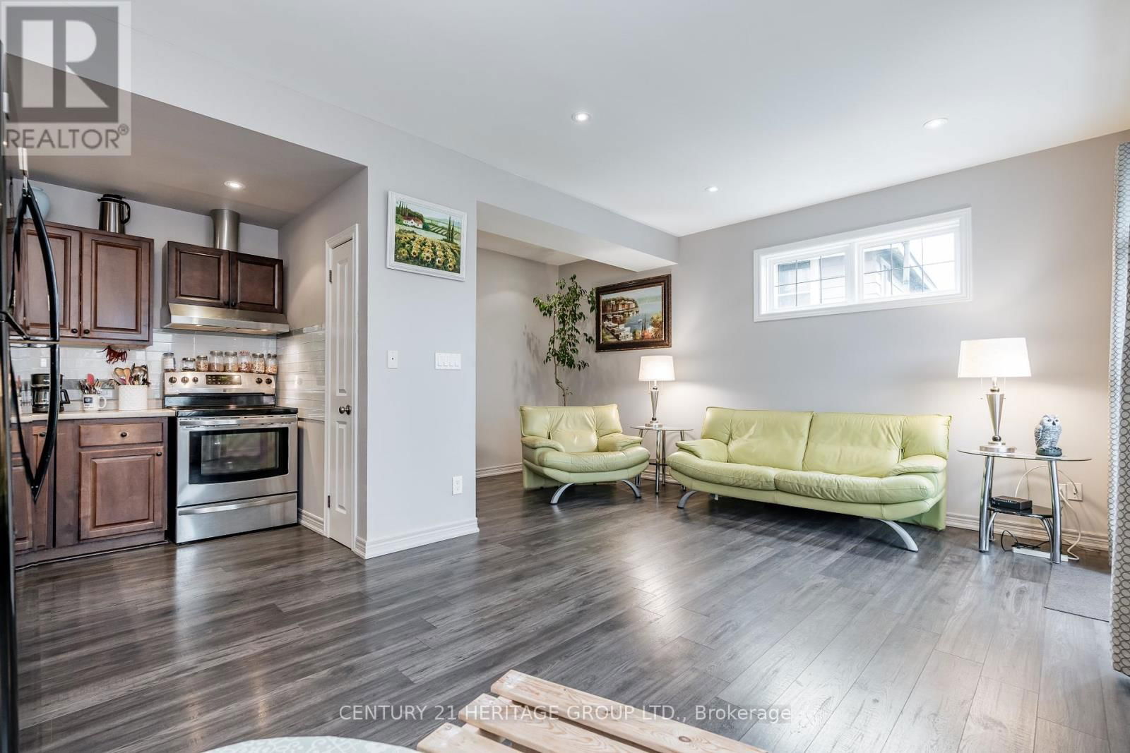 121 ALBERT STREET SOUTH Image 9