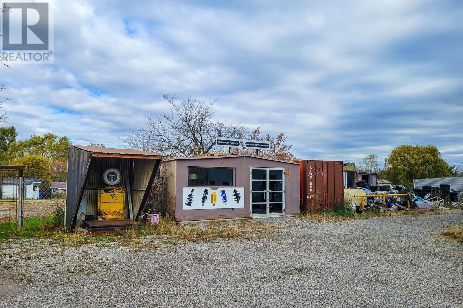 548 JUNCTION ROAD Image 6
