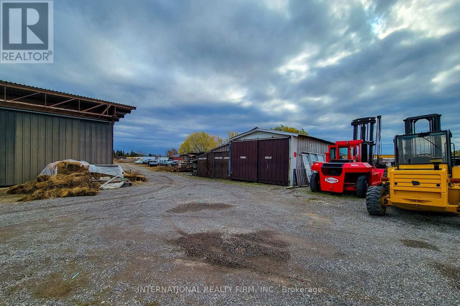 548 JUNCTION ROAD Image 7
