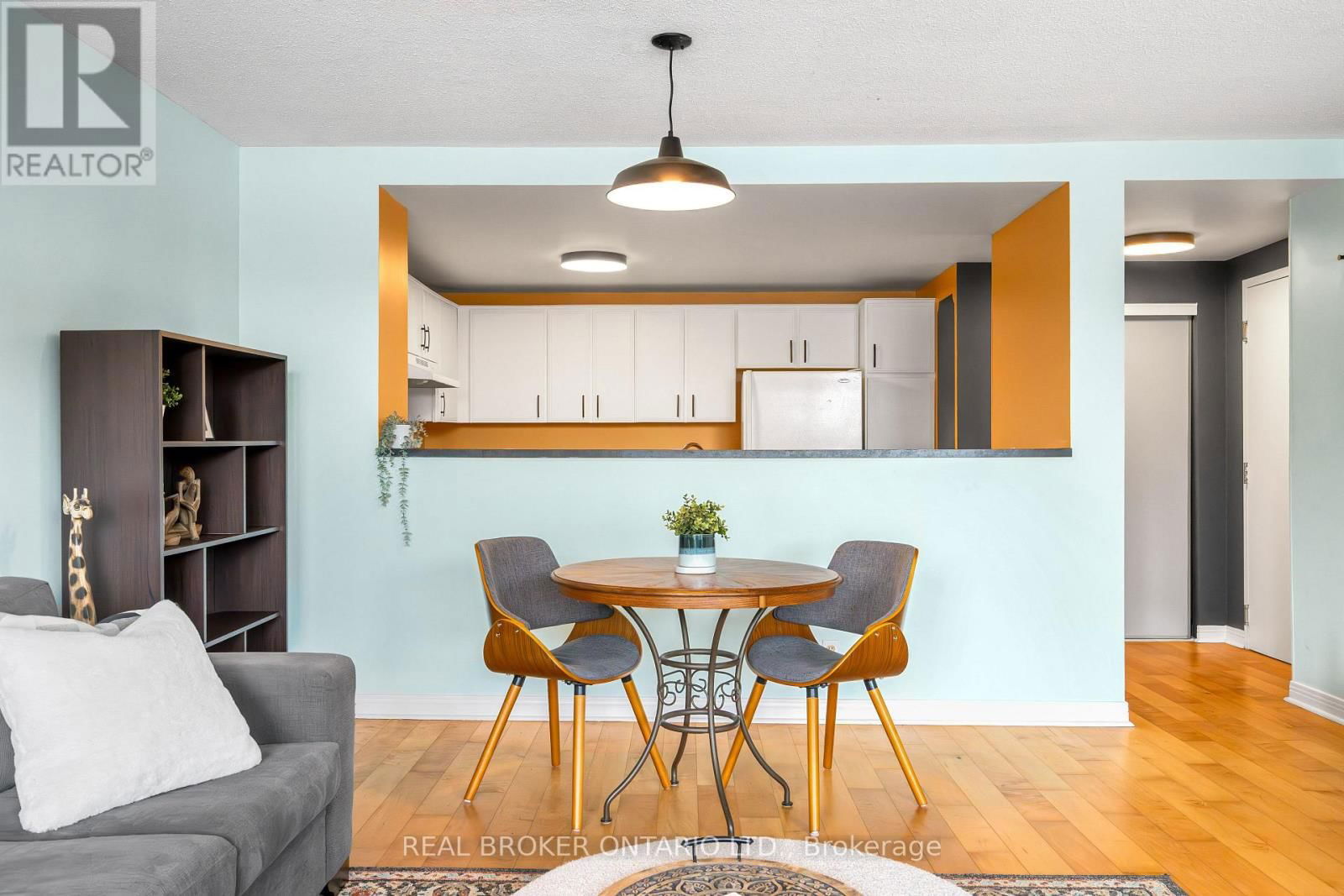 202 - 446 GILMOUR STREET Image 13