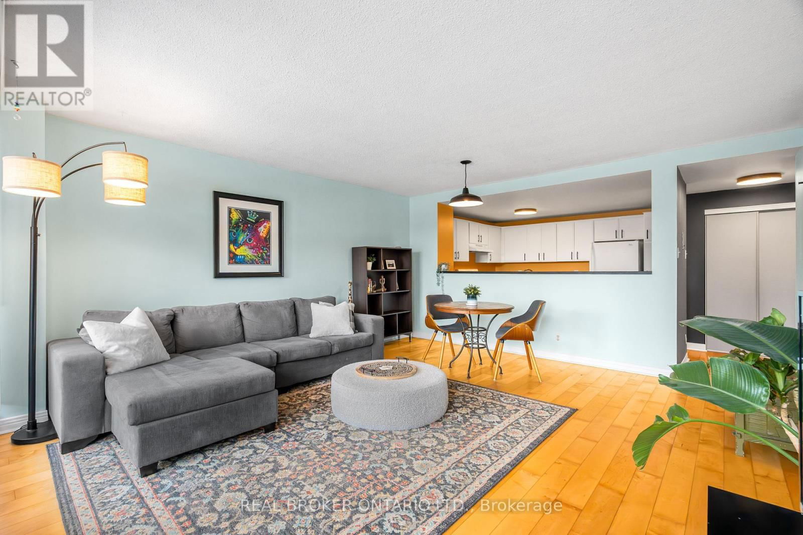 202 - 446 GILMOUR STREET Image 14