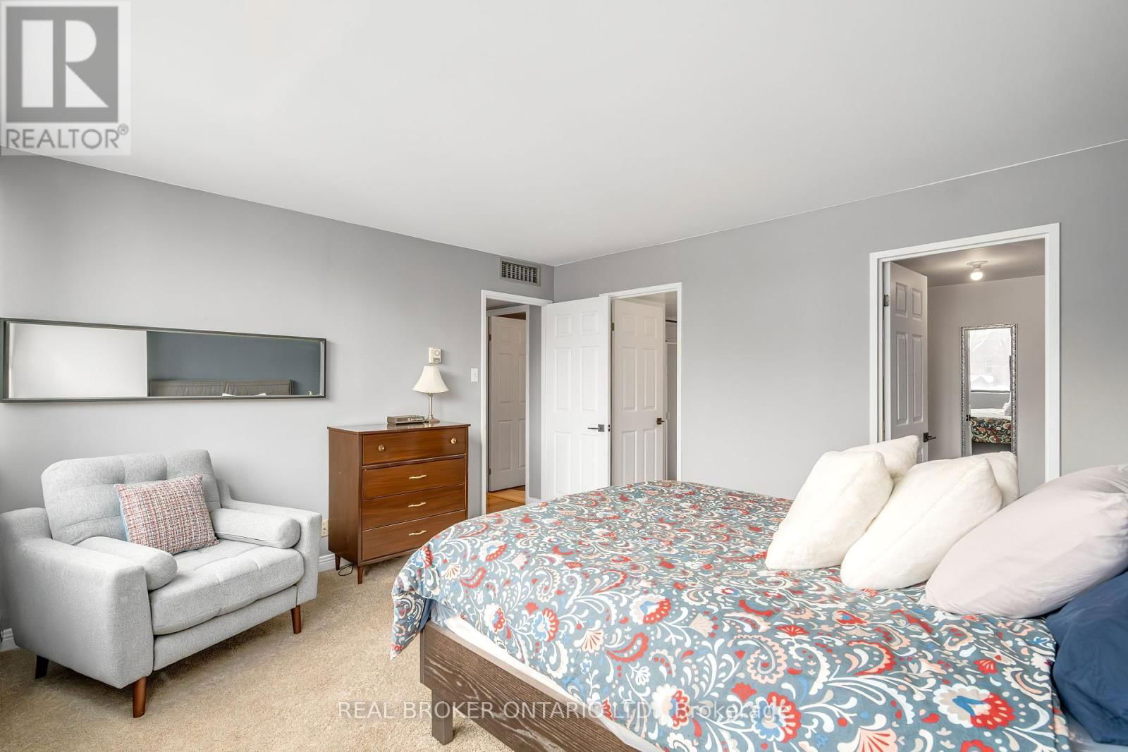 202 - 446 GILMOUR STREET Image 19