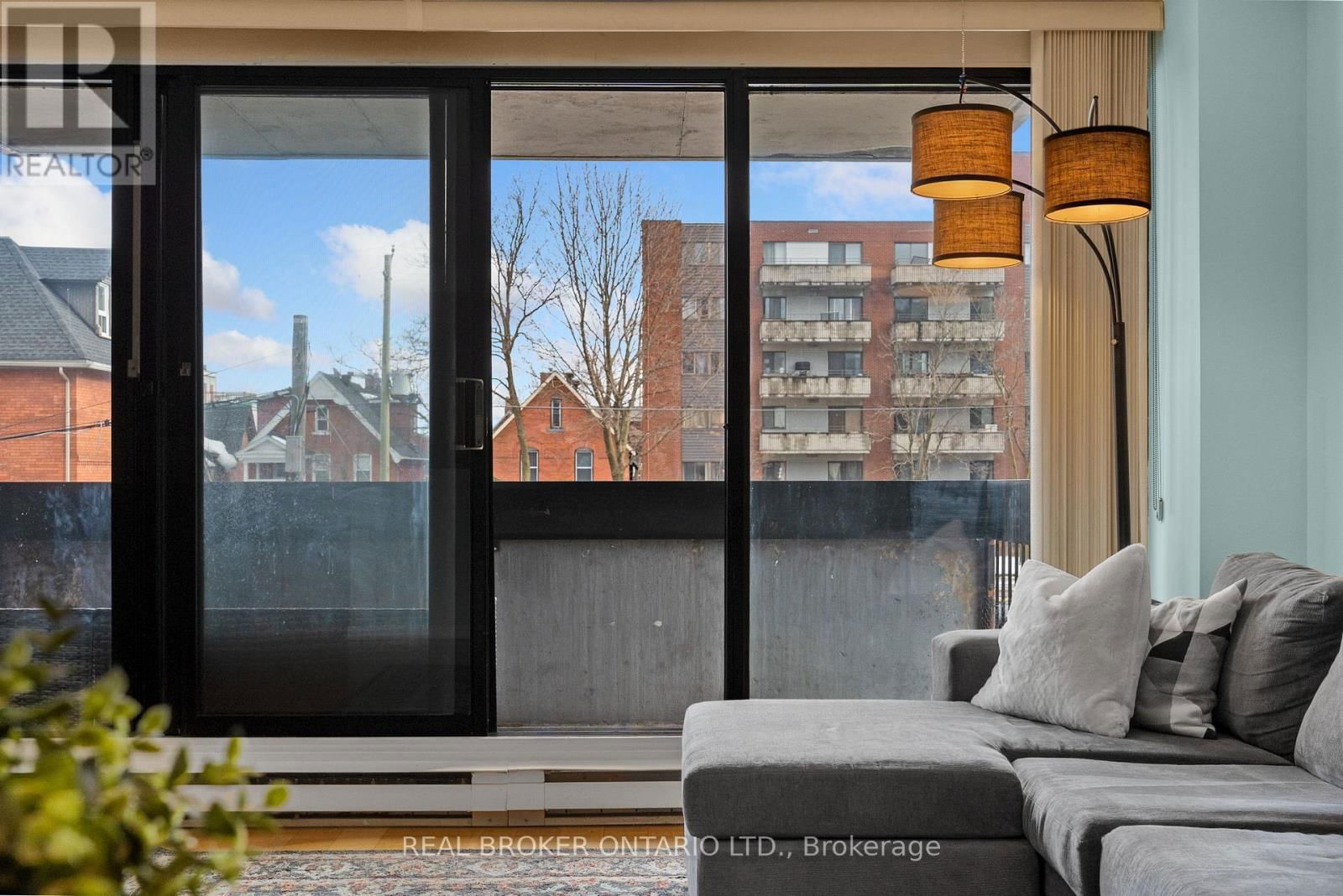 202 - 446 GILMOUR STREET Image 27
