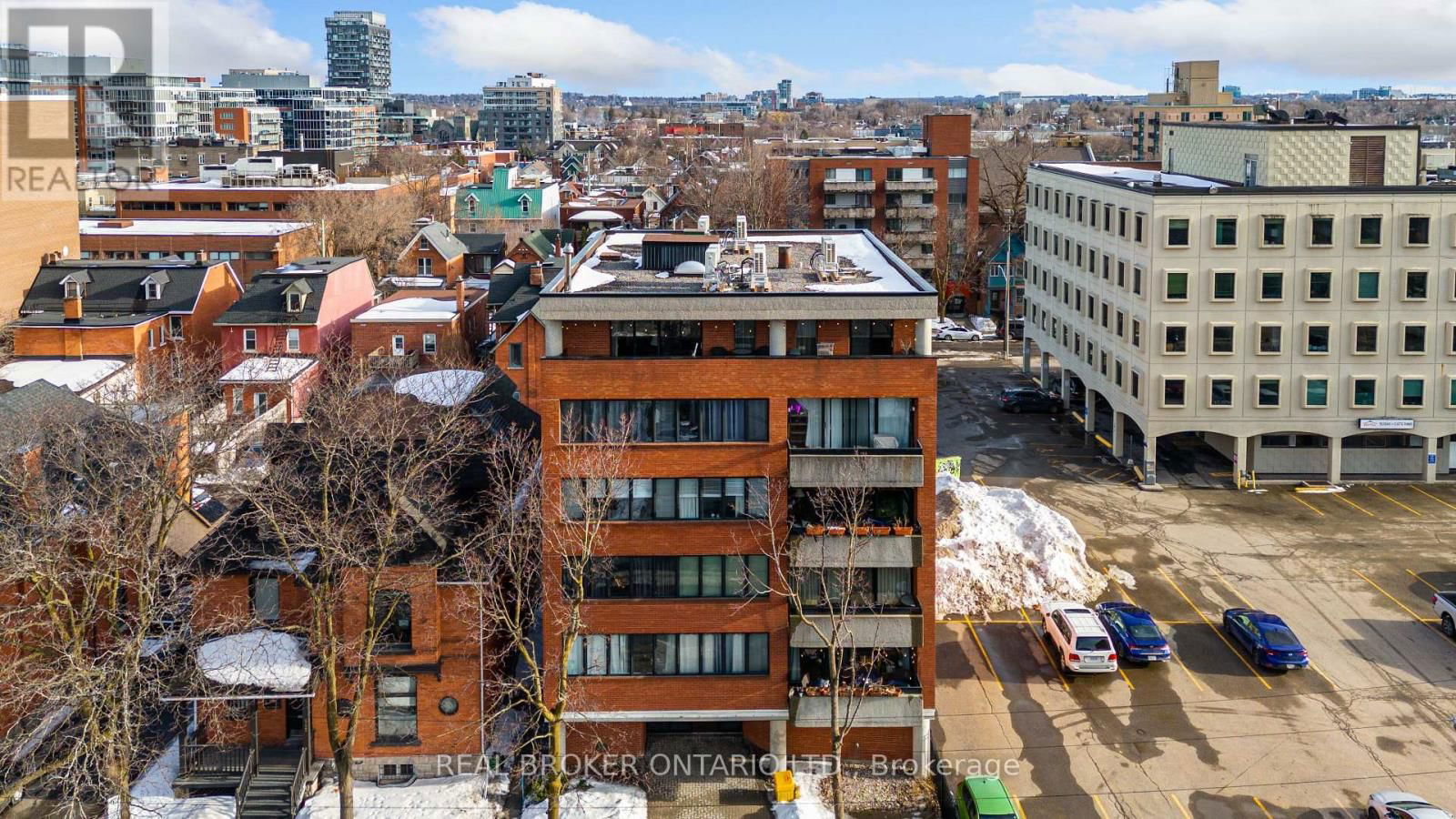 202 - 446 GILMOUR STREET Image 33
