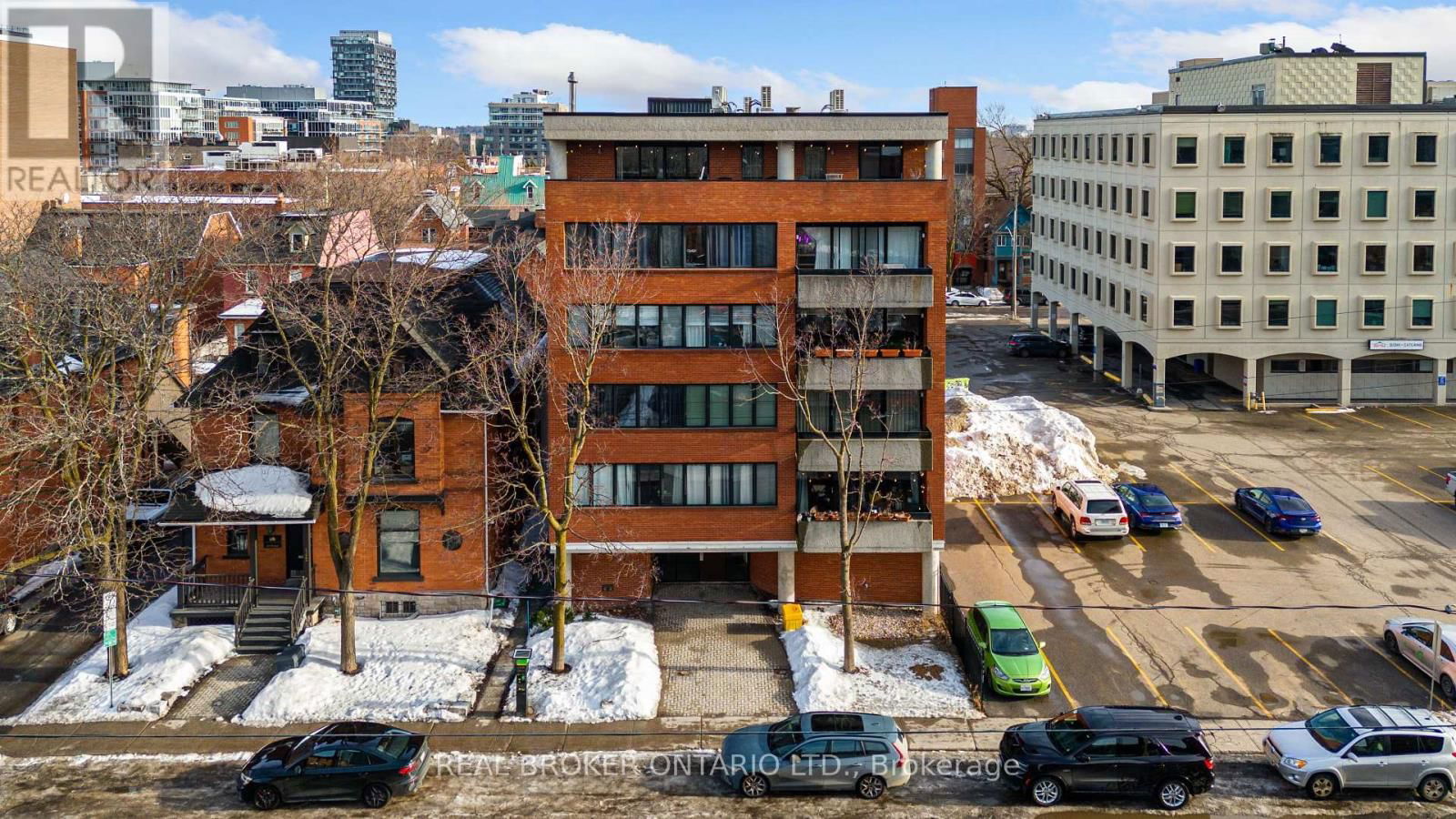 202 - 446 GILMOUR STREET Image 34