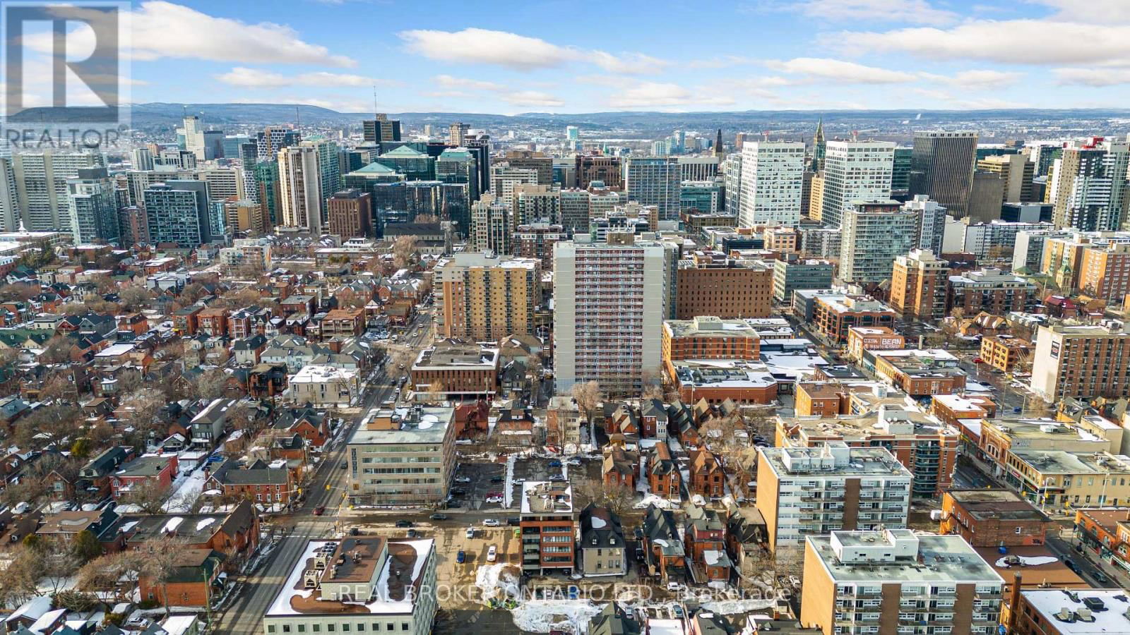 202 - 446 GILMOUR STREET Image 37