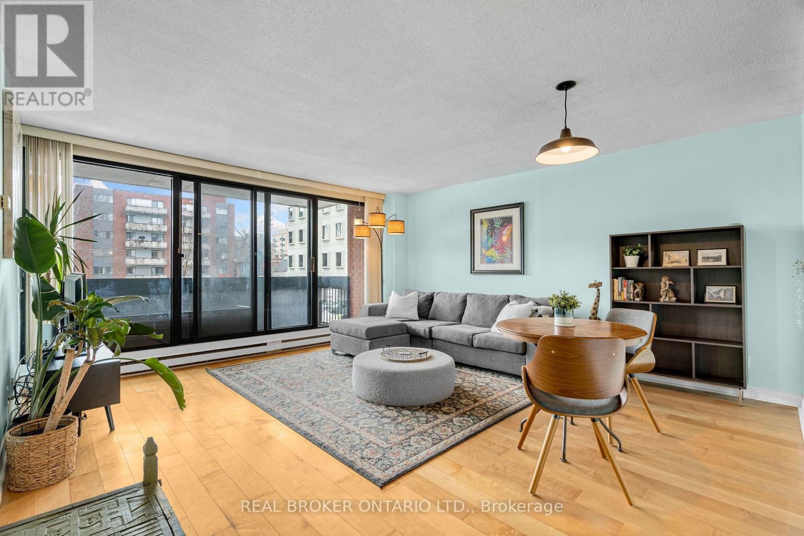 202 - 446 GILMOUR STREET Image 8