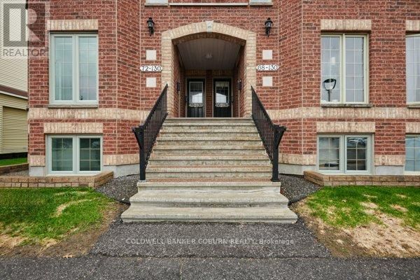 72 - 130 BERRIGAN DRIVE Image 2