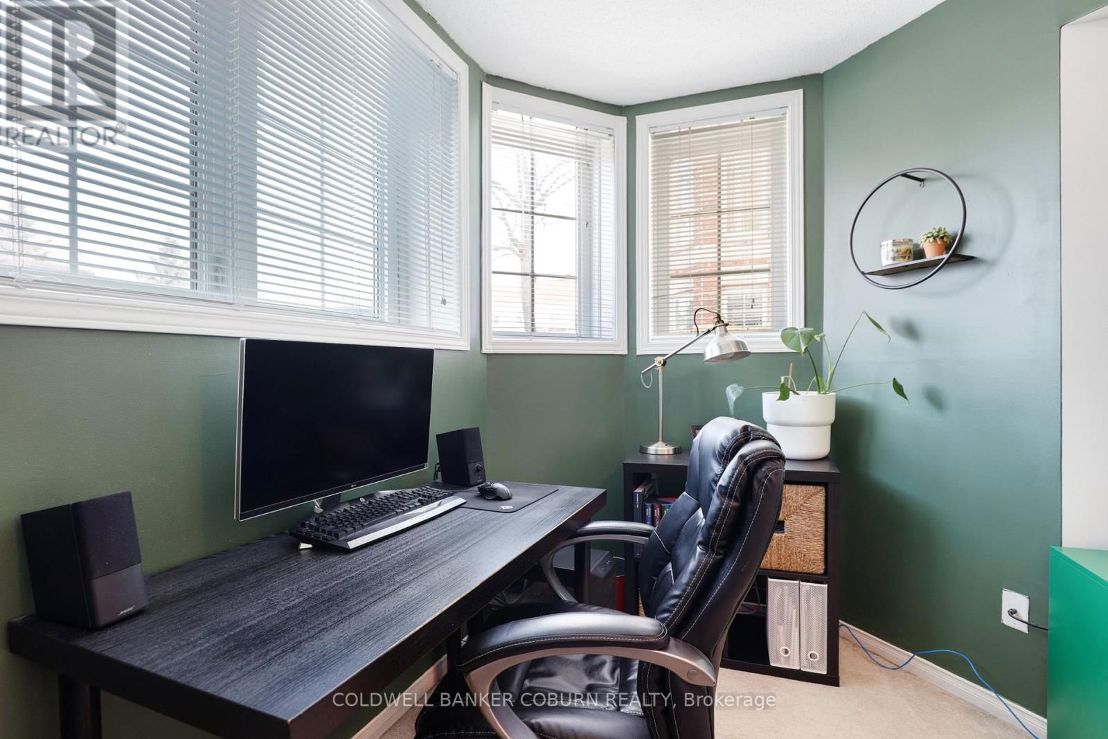 72 - 130 BERRIGAN DRIVE Image 29