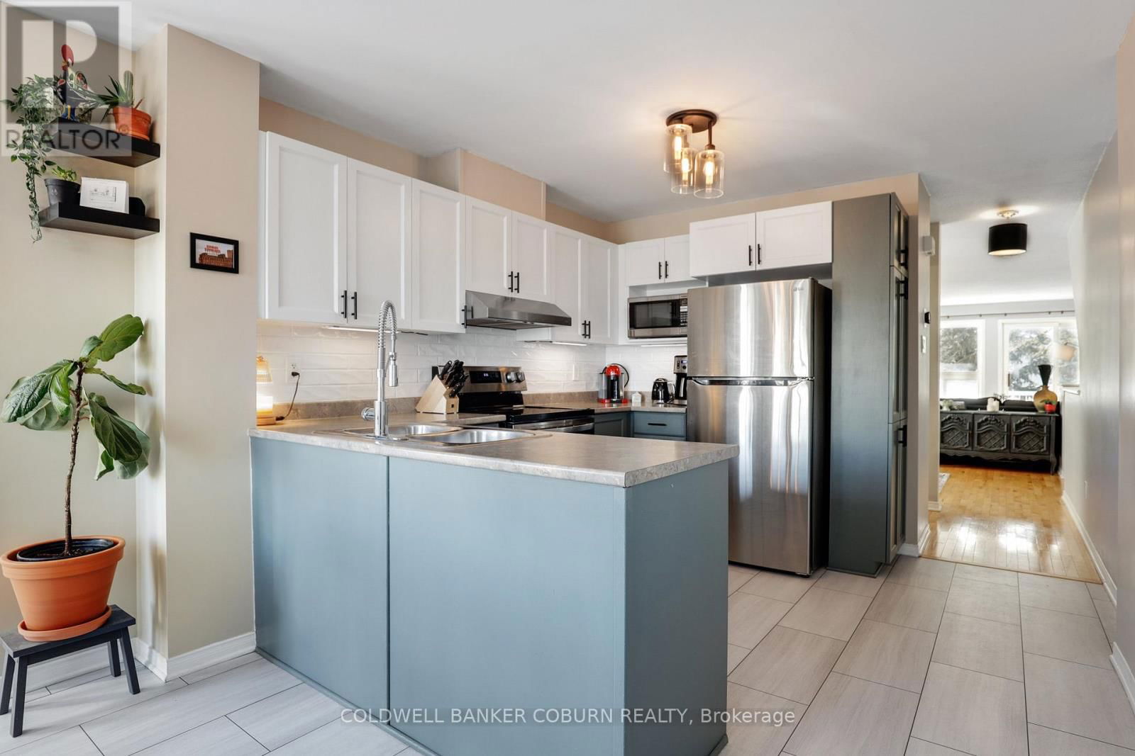 72 - 130 BERRIGAN DRIVE Image 4