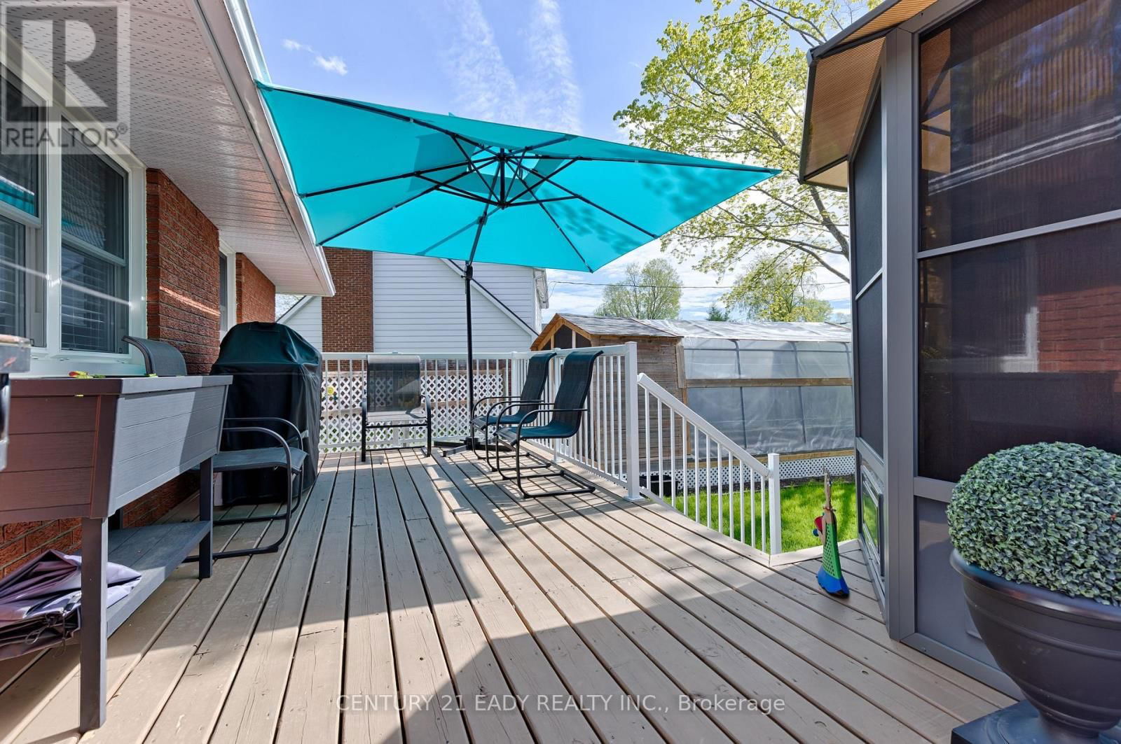 201 WADE AVENUE Image 12