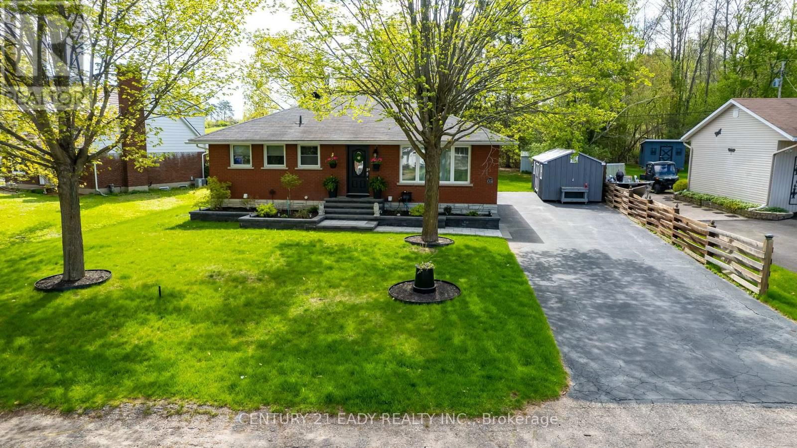 201 WADE AVENUE Image 13