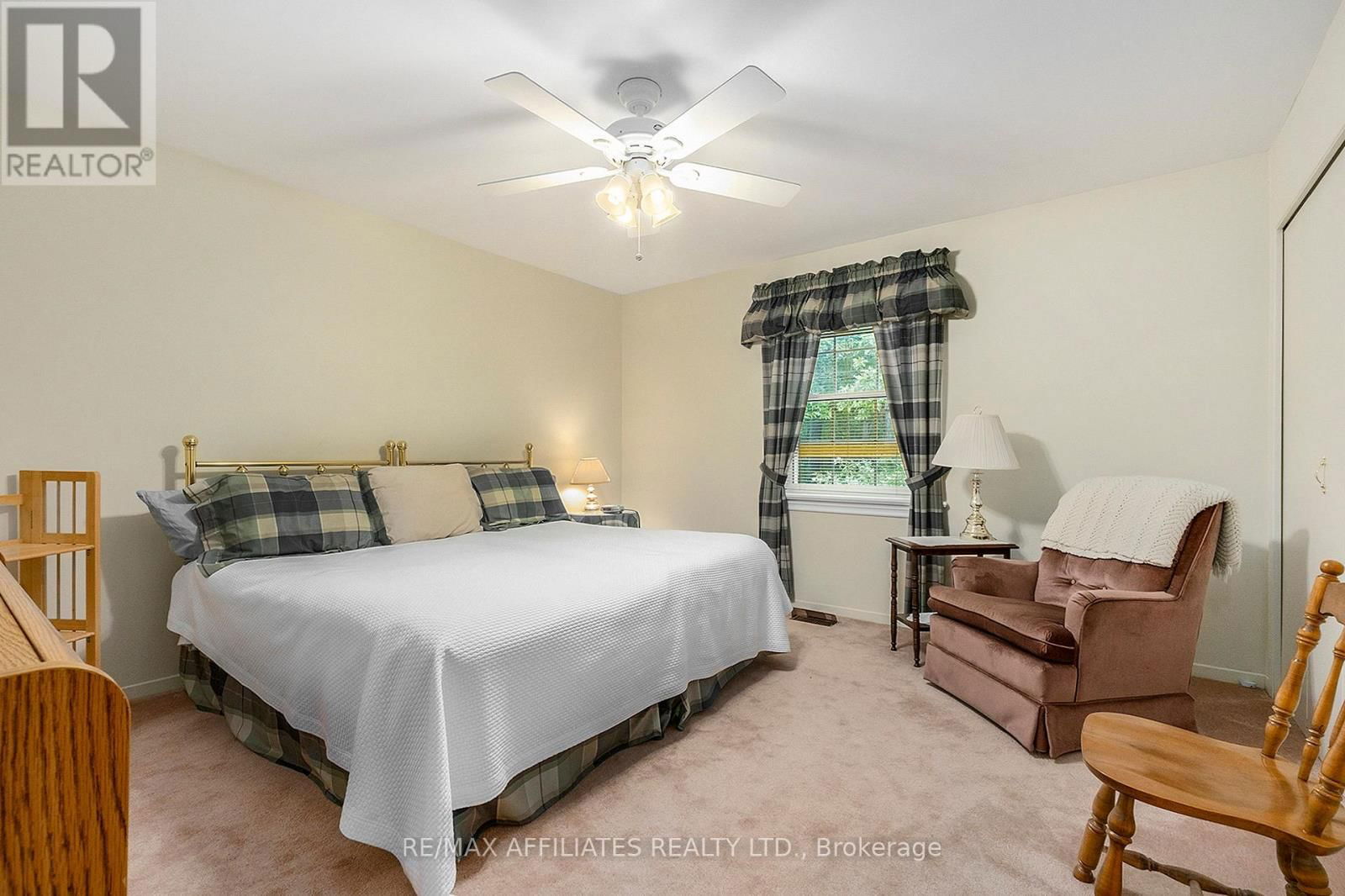 249 BRACKEN AVENUE Image 20